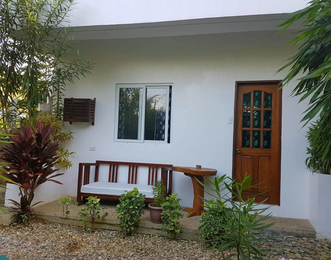 Hangout Beach Resort Caticlan Dış mekan fotoğraf